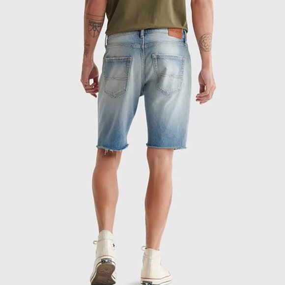 Lucky Brand Men’s Distressed Denim Cut Off Shorts 32 Patched Stitched - Picture 3 of 13